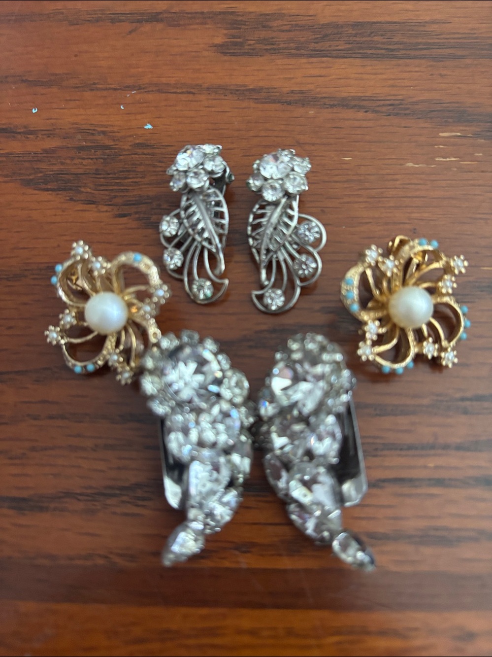 Vintage Rhinestone Teardrop Clip-On Earrings in Clear Crystal